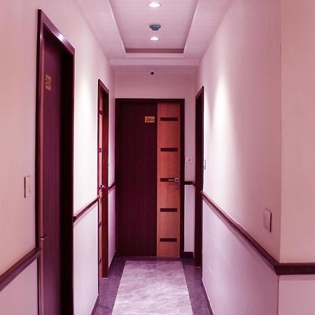 Hotel Saineel Мумбаи Экстерьер фото